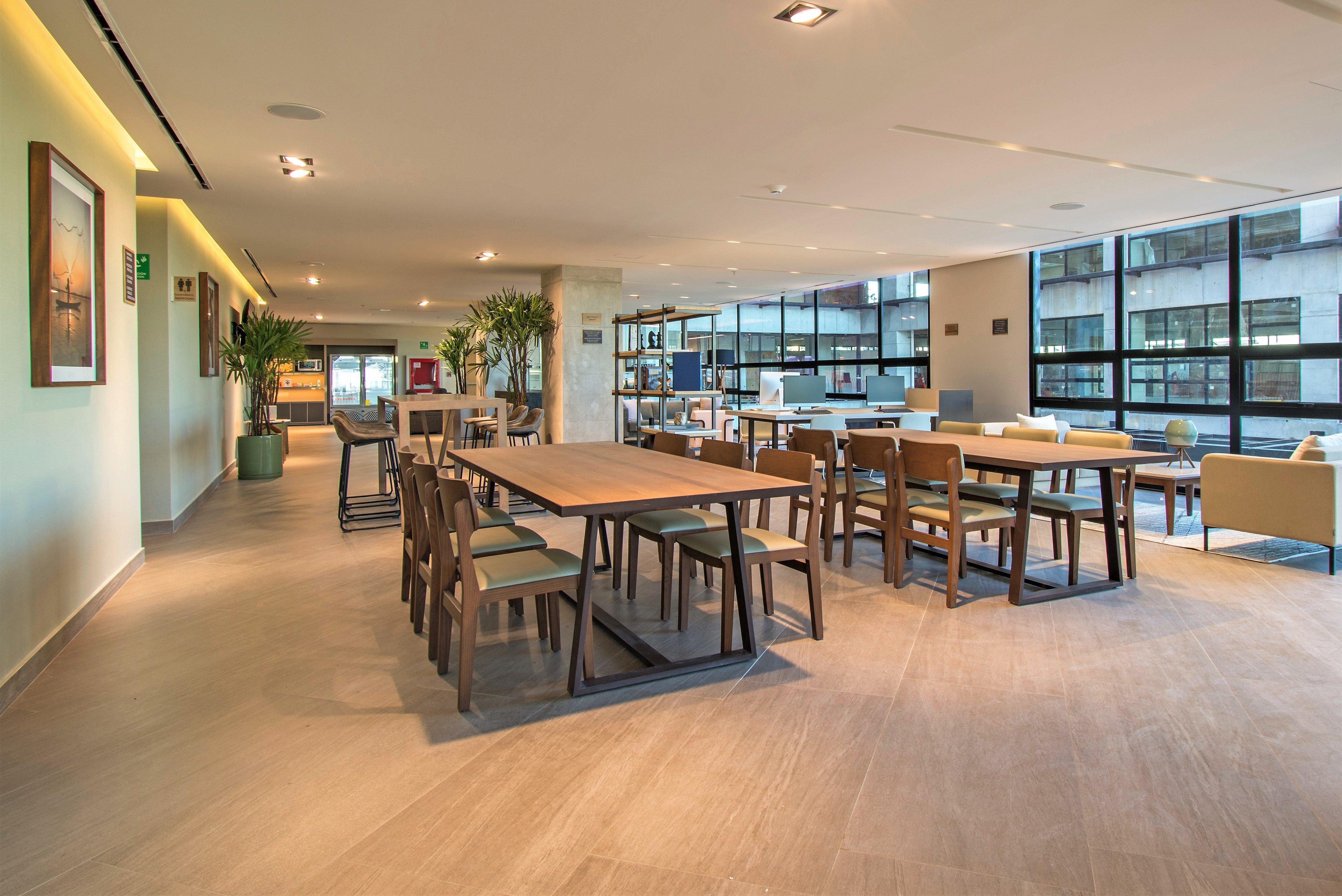 Staybridge Suites - Guadalajara Novena By Ihg Ngoại thất bức ảnh