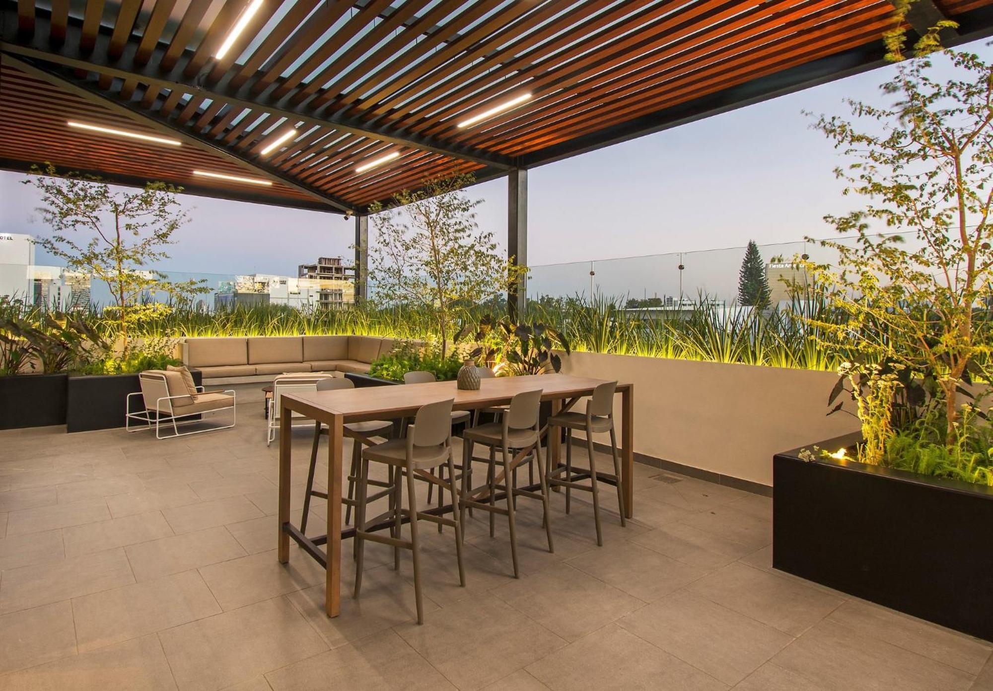 Staybridge Suites - Guadalajara Novena By Ihg Ngoại thất bức ảnh